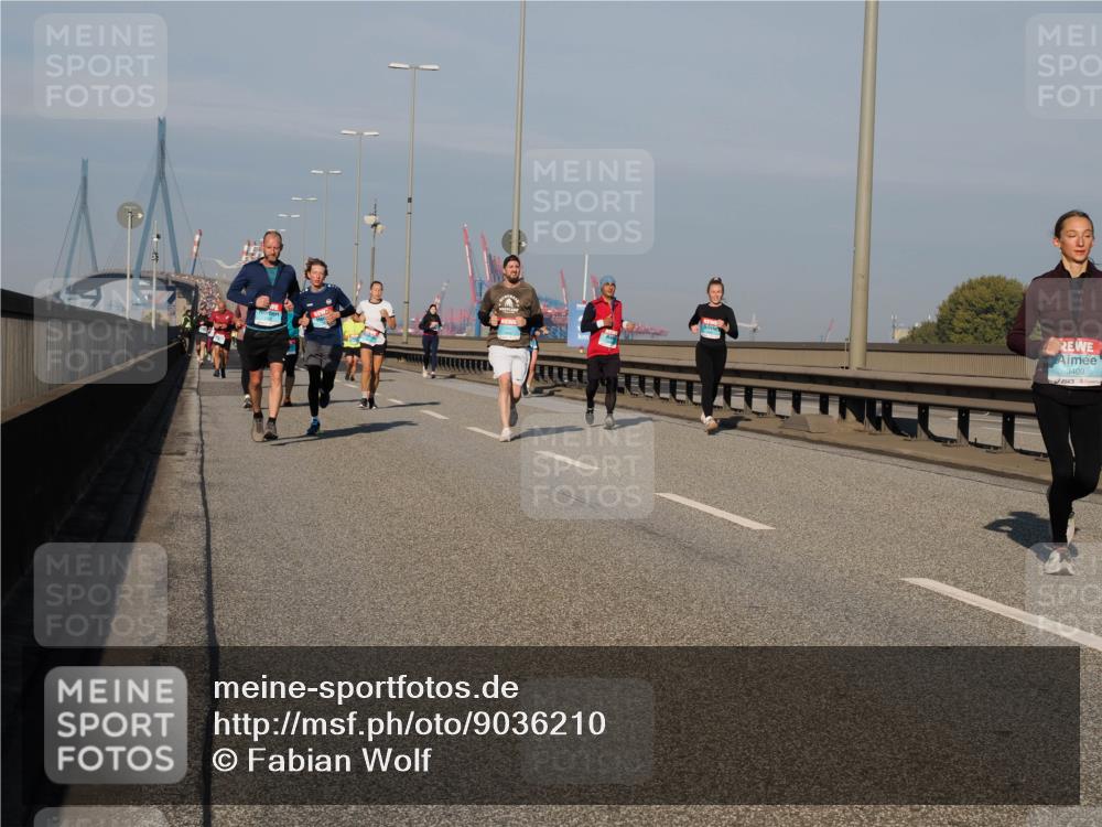 03.10.2025 - Köhlbrandbrückenlauf Fabian Wolf http://msf.ph/oto/9036210 03.10.2025 09:50:54 Position 3 3409 meine-sportfotos.de