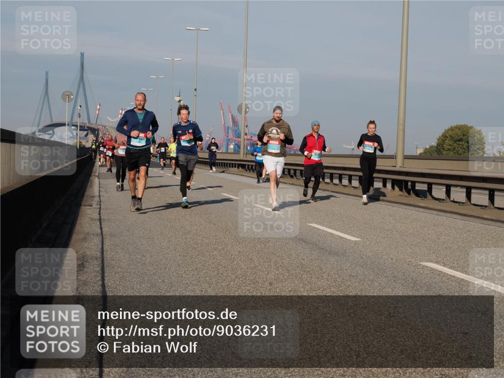 03.10.2025 - Köhlbrandbrückenlauf Fabian Wolf http://msf.ph/oto/9036231 03.10.2025 09:50:56 Position 3  meine-sportfotos.de
