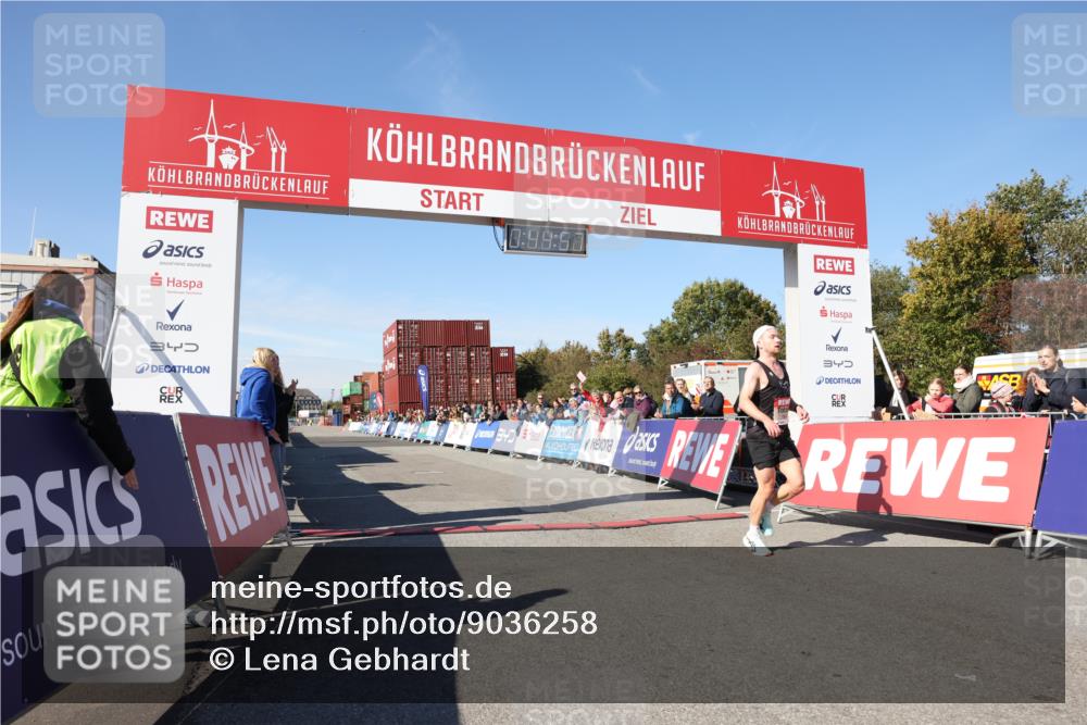 03.10.2025 - Köhlbrandbrückenlauf Lena Gebhardt http://msf.ph/oto/9036258 03.10.2025 12:44:57 Ziel 6610 meine-sportfotos.de