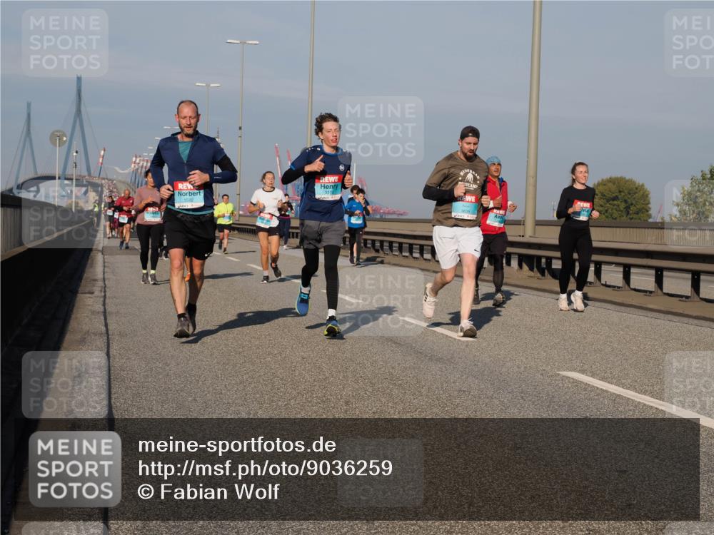 03.10.2025 - Köhlbrandbrückenlauf Fabian Wolf http://msf.ph/oto/9036259 03.10.2025 09:50:57 Position 3 1582, 3379, 3835 meine-sportfotos.de