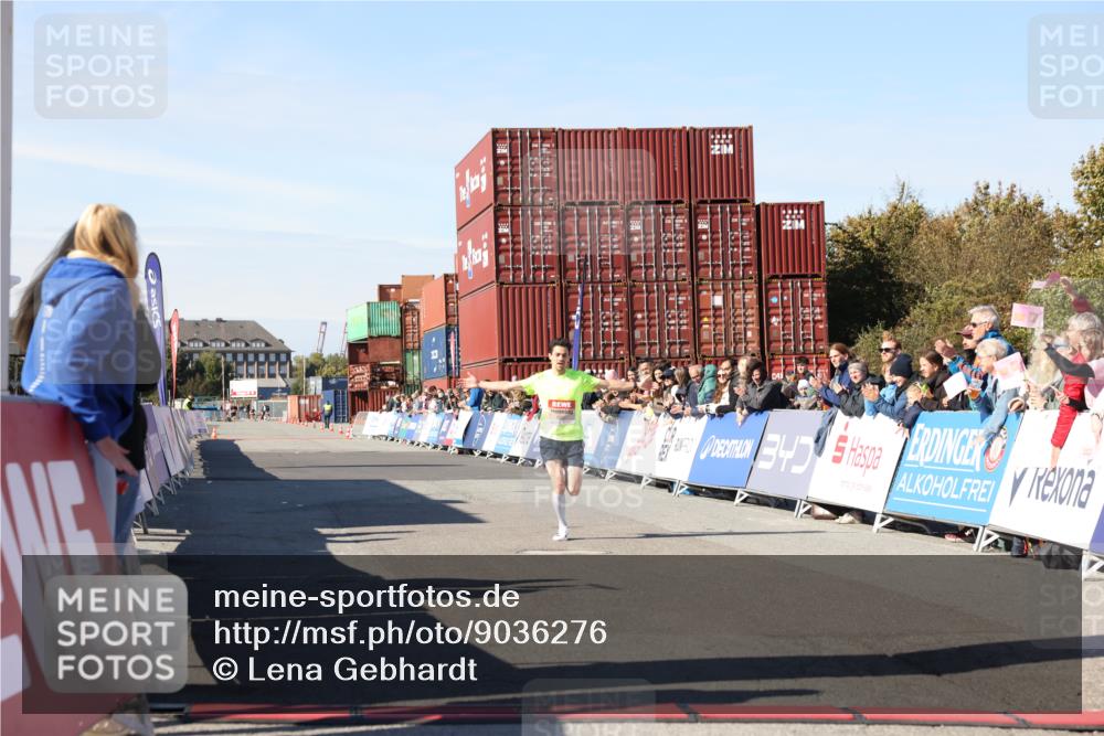 03.10.2025 - Köhlbrandbrückenlauf Lena Gebhardt http://msf.ph/oto/9036276 03.10.2025 12:45:20 Ziel 6280 meine-sportfotos.de