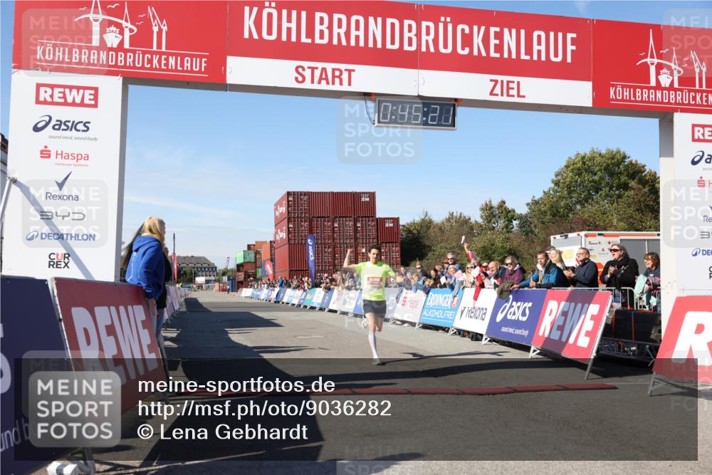 03.10.2025 - Köhlbrandbrückenlauf Lena Gebhardt http://msf.ph/oto/9036282 03.10.2025 12:45:21 Ziel 6280 meine-sportfotos.de