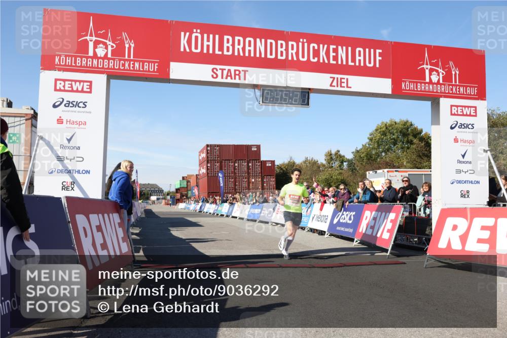 03.10.2025 - Köhlbrandbrückenlauf Lena Gebhardt http://msf.ph/oto/9036292 03.10.2025 12:45:21 Ziel 6280 meine-sportfotos.de