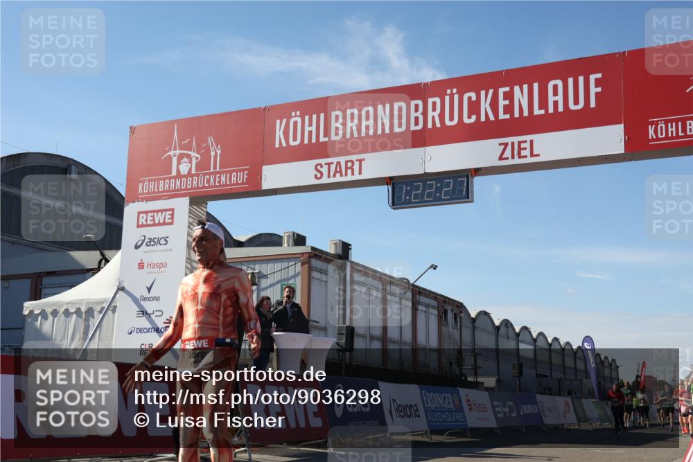 03.10.2025 - Köhlbrandbrückenlauf Luisa Fischer http://msf.ph/oto/9036298 03.10.2025 13:22:26 Ziel 4239, 5072, 5214, 5235, 5272, 5400, 5401, 5720, 5839, 5851, 5929, 6188 meine-sportfotos.de