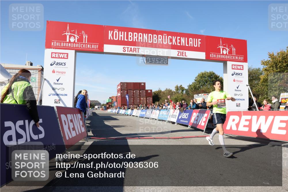 03.10.2025 - Köhlbrandbrückenlauf Lena Gebhardt http://msf.ph/oto/9036306 03.10.2025 12:45:22 Ziel 6280 meine-sportfotos.de