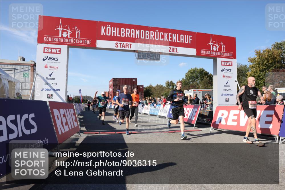 03.10.2025 - Köhlbrandbrückenlauf Lena Gebhardt http://msf.ph/oto/9036315 03.10.2025 13:13:15 Ziel 4191, 4193, 4223, 4373, 4463, 4513, 4583, 4748, 4853, 5025, 5034, 5204, 5678, 5852, 6393, 6705, 6725, 6742, 6755, 6788, 6789, 6818 meine-sportfotos.de
