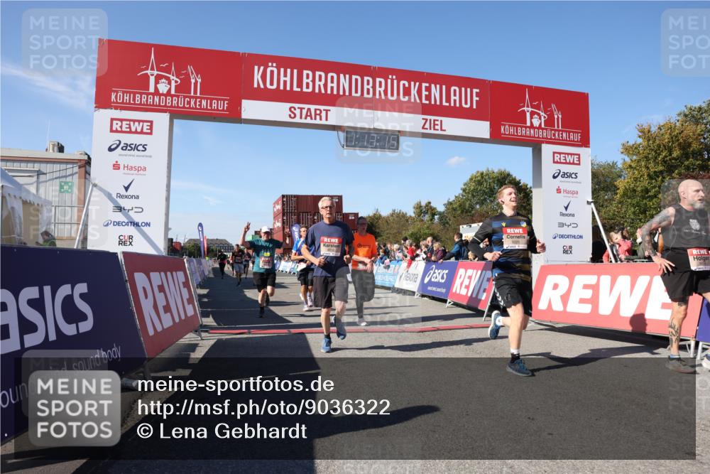 03.10.2025 - Köhlbrandbrückenlauf Lena Gebhardt http://msf.ph/oto/9036322 03.10.2025 13:13:15 Ziel 4191, 4193, 4223, 4373, 4463, 4513, 4583, 4748, 4853, 5025, 5034, 5204, 5678, 5852, 6393, 6705, 6725, 6742, 6755, 6788, 6789, 6818 meine-sportfotos.de