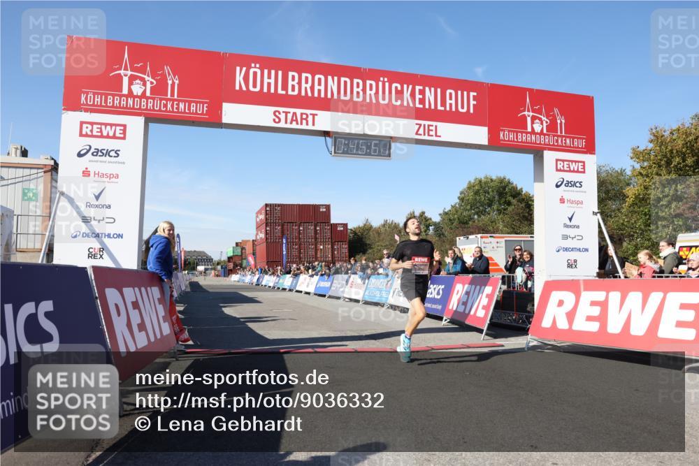 03.10.2025 - Köhlbrandbrückenlauf Lena Gebhardt http://msf.ph/oto/9036332 03.10.2025 12:45:52 Ziel 4010 meine-sportfotos.de