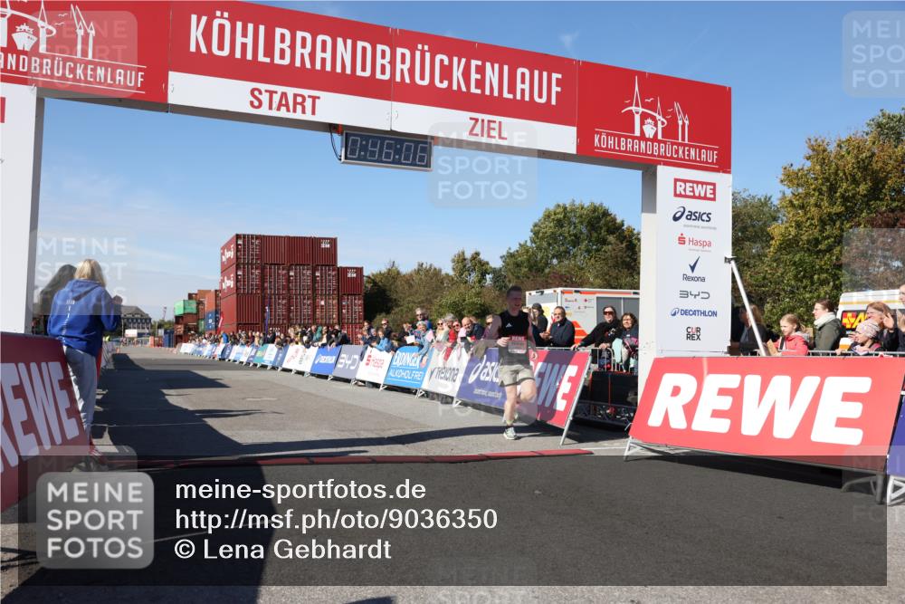 03.10.2025 - Köhlbrandbrückenlauf Lena Gebhardt http://msf.ph/oto/9036350 03.10.2025 12:46:07 Ziel 4004 meine-sportfotos.de