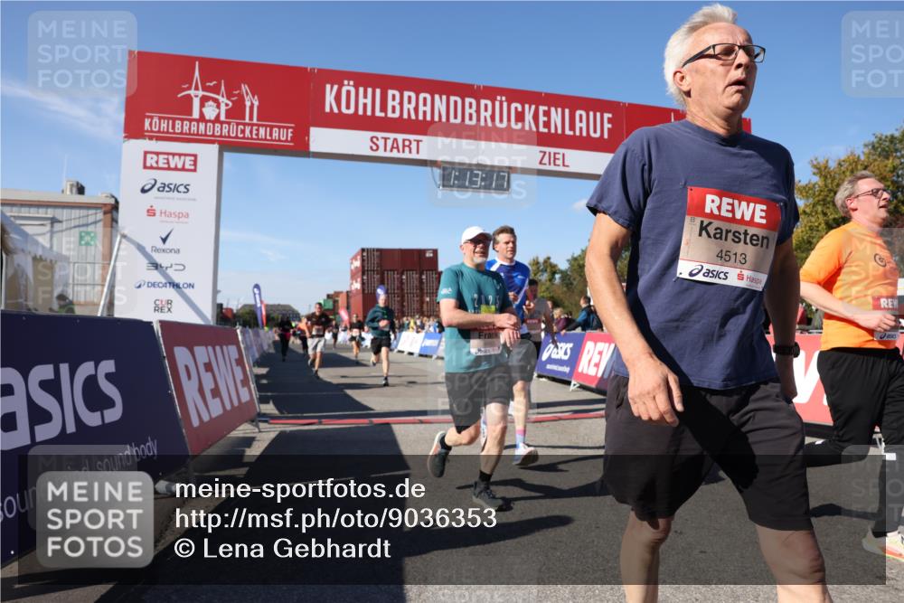 03.10.2025 - Köhlbrandbrückenlauf Lena Gebhardt http://msf.ph/oto/9036353 03.10.2025 13:13:17 Ziel 4191, 4193, 4223, 4373, 4463, 4513, 4583, 4853, 5025, 5034, 5204, 5261, 5678, 5852, 6393, 6725, 6742, 6755, 6788, 6789, 6818 meine-sportfotos.de