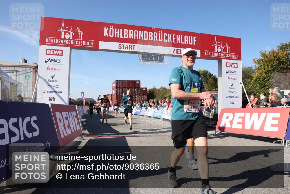 03.10.2025 - Köhlbrandbrückenlauf Lena Gebhardt http://msf.ph/oto/9036365 03.10.2025 13:13:18 Ziel 4191, 4193, 4223, 4373, 4463, 4513, 4583, 4853, 5025, 5034, 5204, 5261, 5358, 5678, 5852, 6393, 6725, 6755, 6788, 6789, 6818 meine-sportfotos.de
