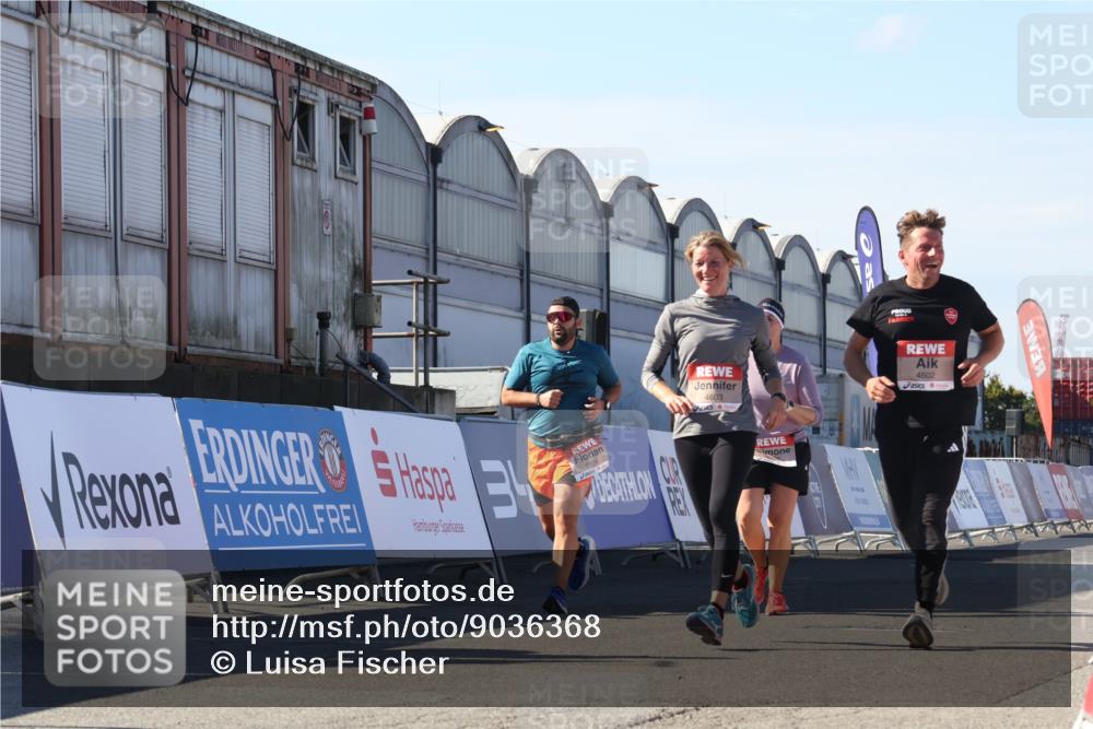 03.10.2025 - Köhlbrandbrückenlauf Luisa Fischer http://msf.ph/oto/9036368 03.10.2025 13:22:48 Ziel 4602, 4603, 5122, 5125, 5167, 5675, 5924, 5925, 5928, 5933, 6107, 6261 meine-sportfotos.de