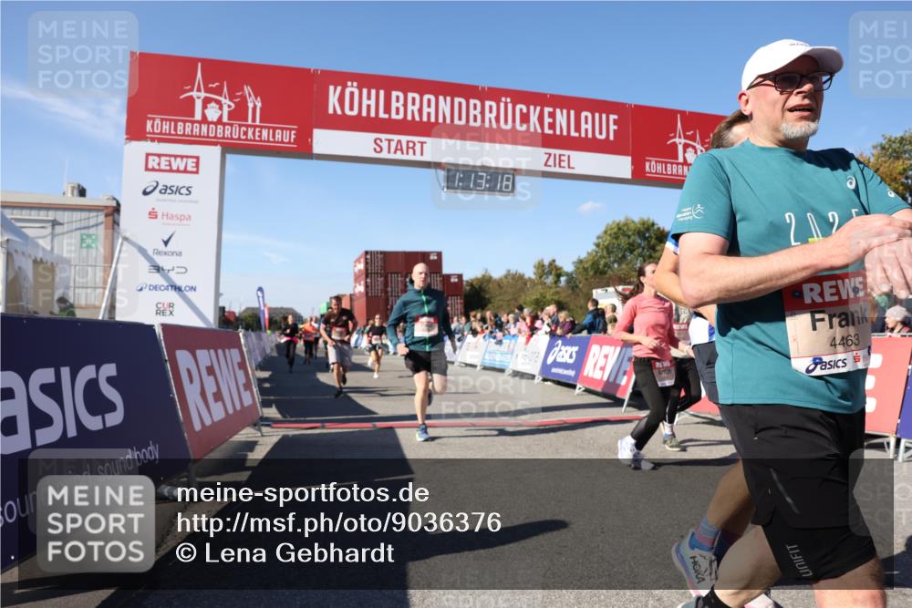 03.10.2025 - Köhlbrandbrückenlauf Lena Gebhardt http://msf.ph/oto/9036376 03.10.2025 13:13:18 Ziel 4191, 4193, 4223, 4373, 4463, 4513, 4583, 4853, 5025, 5034, 5204, 5261, 5358, 5678, 5852, 6393, 6725, 6755, 6788, 6789, 6818 meine-sportfotos.de