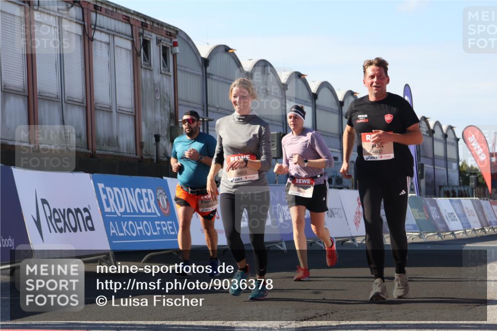 03.10.2025 - Köhlbrandbrückenlauf Luisa Fischer http://msf.ph/oto/9036378 03.10.2025 13:22:49 Ziel 4602, 4603, 5046, 5167, 5675, 5924, 5925, 6107, 6261 meine-sportfotos.de