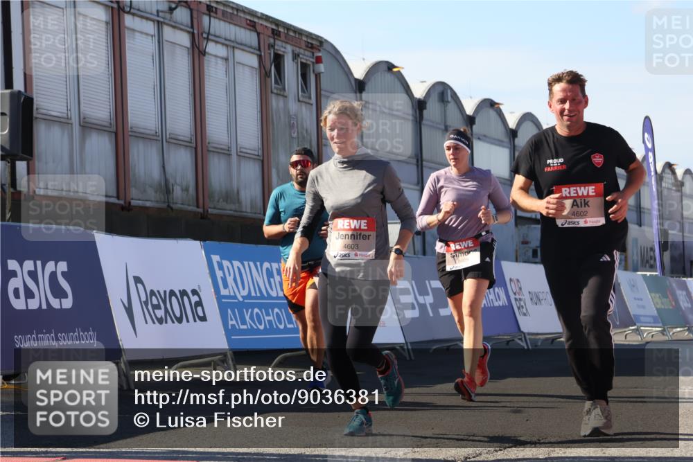 03.10.2025 - Köhlbrandbrückenlauf Luisa Fischer http://msf.ph/oto/9036381 03.10.2025 13:22:50 Ziel 4602, 4603, 5046, 5924, 5925, 6107, 6261 meine-sportfotos.de