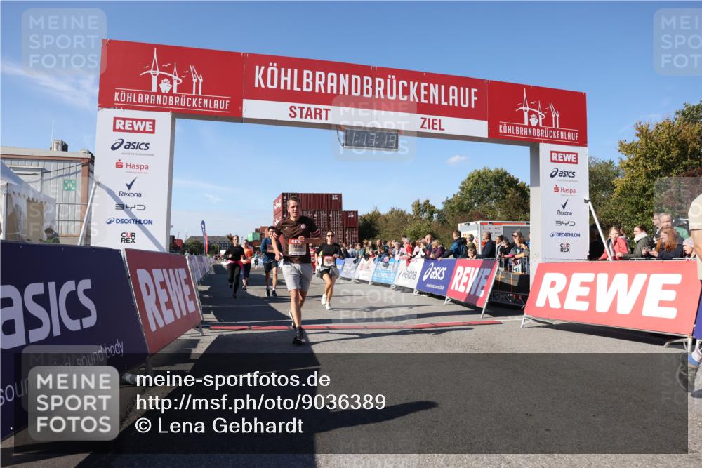 03.10.2025 - Köhlbrandbrückenlauf Lena Gebhardt http://msf.ph/oto/9036389 03.10.2025 13:13:19 Ziel 4191, 4193, 4223, 4373, 4383, 4463, 4513, 4583, 4853, 5025, 5034, 5204, 5261, 5358, 5678, 5852, 6725, 6788, 6789, 6818 meine-sportfotos.de