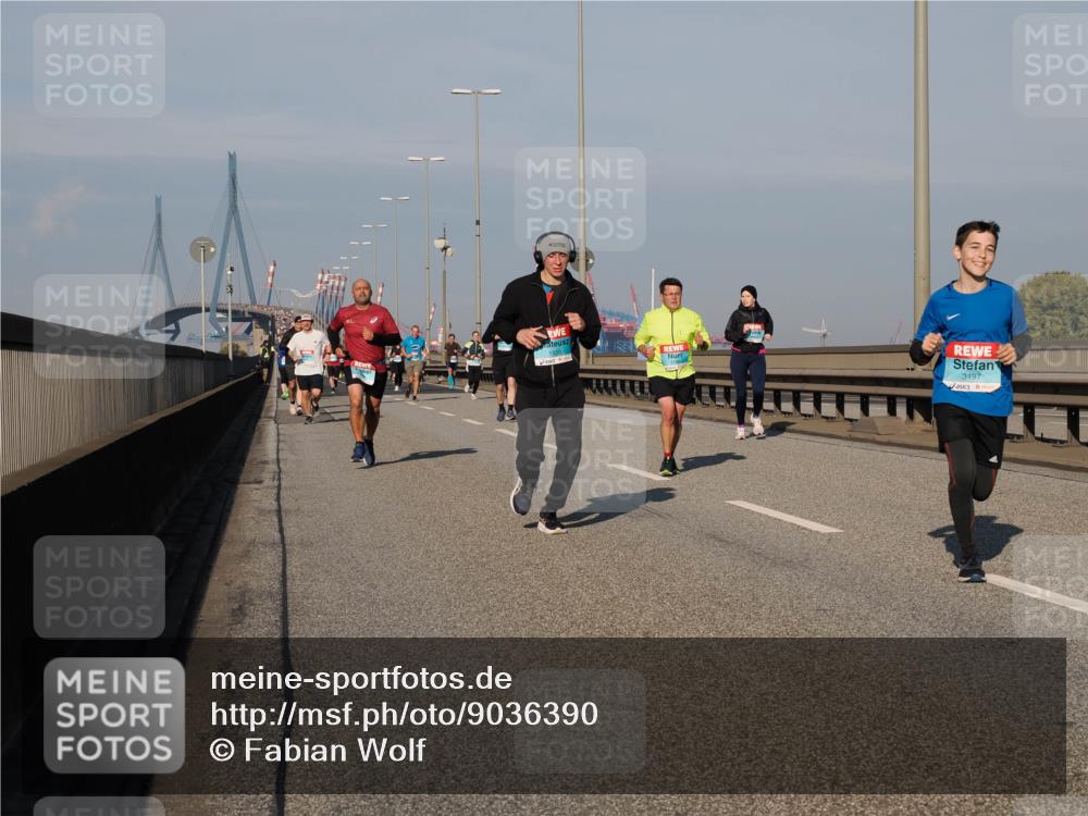 03.10.2025 - Köhlbrandbrückenlauf Fabian Wolf http://msf.ph/oto/9036390 03.10.2025 09:51:05 Position 3 3497 meine-sportfotos.de