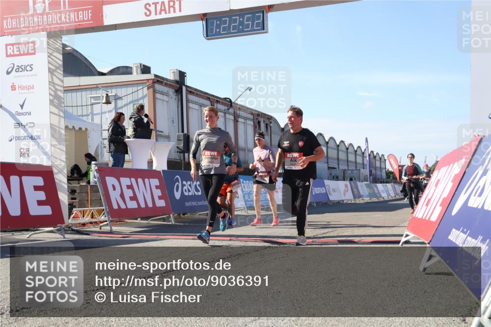 03.10.2025 - Köhlbrandbrückenlauf Luisa Fischer http://msf.ph/oto/9036391 03.10.2025 13:22:51 Ziel 4602, 4603, 5046, 5924, 5925, 6027, 6107, 6261 meine-sportfotos.de