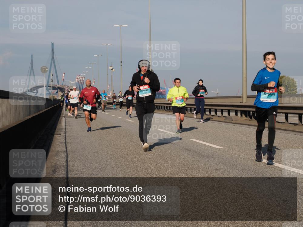 03.10.2025 - Köhlbrandbrückenlauf Fabian Wolf http://msf.ph/oto/9036393 03.10.2025 09:51:05 Position 3 1559, 3497 meine-sportfotos.de