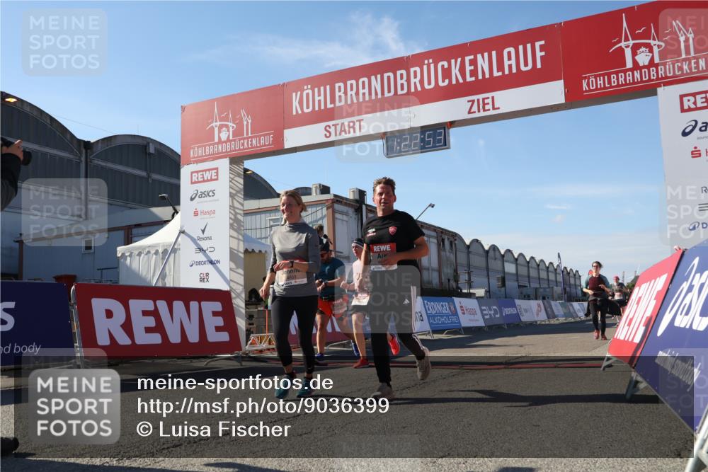 03.10.2025 - Köhlbrandbrückenlauf Luisa Fischer http://msf.ph/oto/9036399 03.10.2025 13:22:52 Ziel 4602, 4603, 5046, 5189, 5924, 5925, 6027, 6107 meine-sportfotos.de
