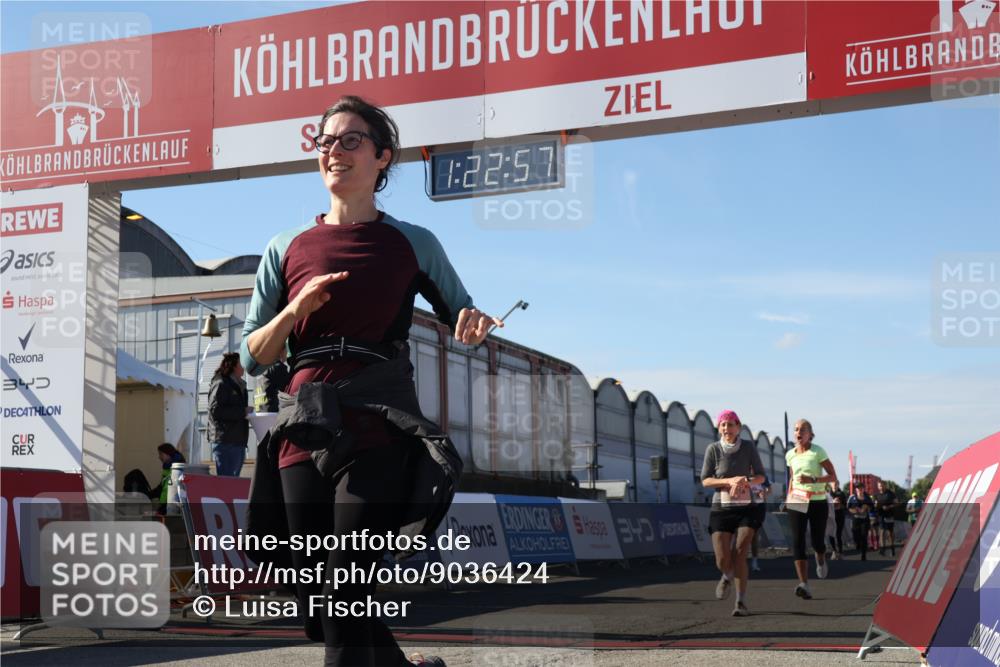03.10.2025 - Köhlbrandbrückenlauf Luisa Fischer http://msf.ph/oto/9036424 03.10.2025 13:22:55 Ziel 4602, 4603, 5046, 5189, 5812, 5924, 5925, 6027 meine-sportfotos.de