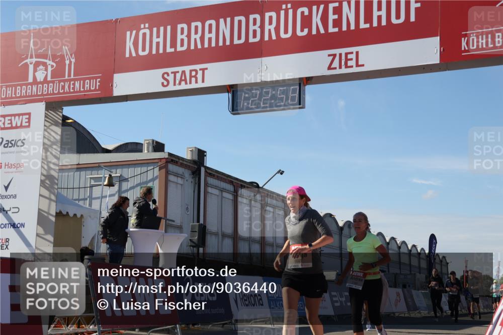 03.10.2025 - Köhlbrandbrückenlauf Luisa Fischer http://msf.ph/oto/9036440 03.10.2025 13:22:57 Ziel 4602, 4603, 5046, 5189, 5812, 5924, 5925, 6027 meine-sportfotos.de