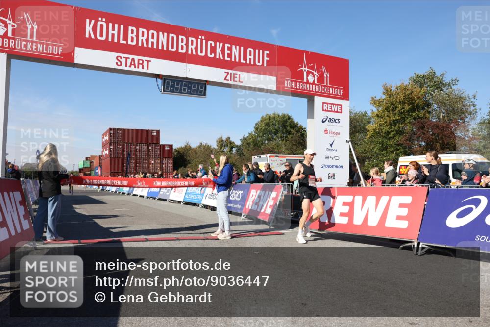03.10.2025 - Köhlbrandbrückenlauf Lena Gebhardt http://msf.ph/oto/9036447 03.10.2025 12:46:45 Ziel 4027, 4033, 6740 meine-sportfotos.de