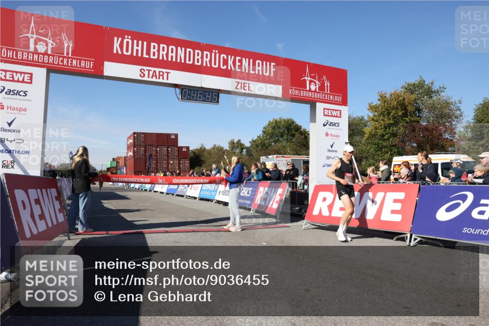 03.10.2025 - Köhlbrandbrückenlauf Lena Gebhardt http://msf.ph/oto/9036455 03.10.2025 12:46:45 Ziel 4027, 4033, 6740 meine-sportfotos.de