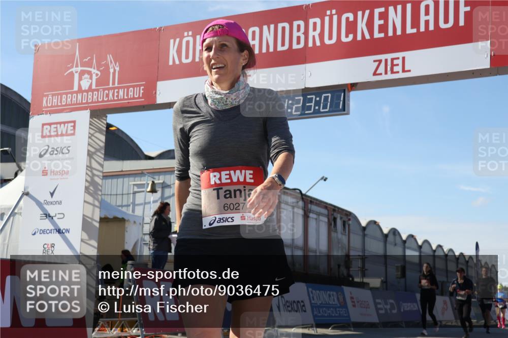 03.10.2025 - Köhlbrandbrückenlauf Luisa Fischer http://msf.ph/oto/9036475 03.10.2025 13:23:00 Ziel 4350, 4602, 4603, 4964, 4987, 5046, 5189, 5812, 5924, 5925, 6027, 6070 meine-sportfotos.de