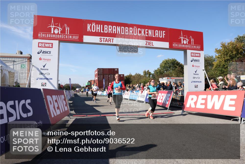 03.10.2025 - Köhlbrandbrückenlauf Lena Gebhardt http://msf.ph/oto/9036522 03.10.2025 13:13:30 Ziel 4065, 4324, 4383, 4448, 4580, 4595, 4853, 5034, 5147, 5261, 5358, 6788, 6789 meine-sportfotos.de