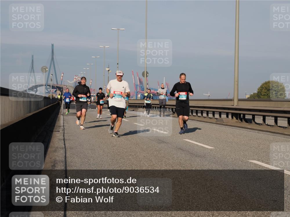 03.10.2025 - Köhlbrandbrückenlauf Fabian Wolf http://msf.ph/oto/9036534 03.10.2025 09:51:12 Position 3  meine-sportfotos.de