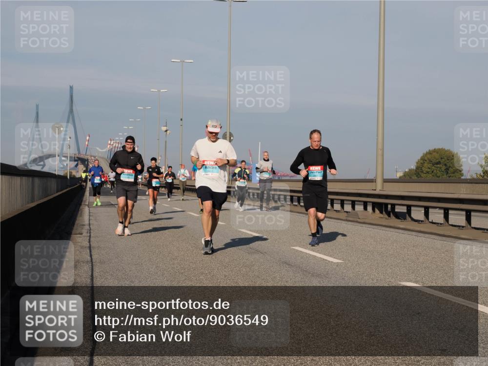 03.10.2025 - Köhlbrandbrückenlauf Fabian Wolf http://msf.ph/oto/9036549 03.10.2025 09:51:13 Position 3  meine-sportfotos.de