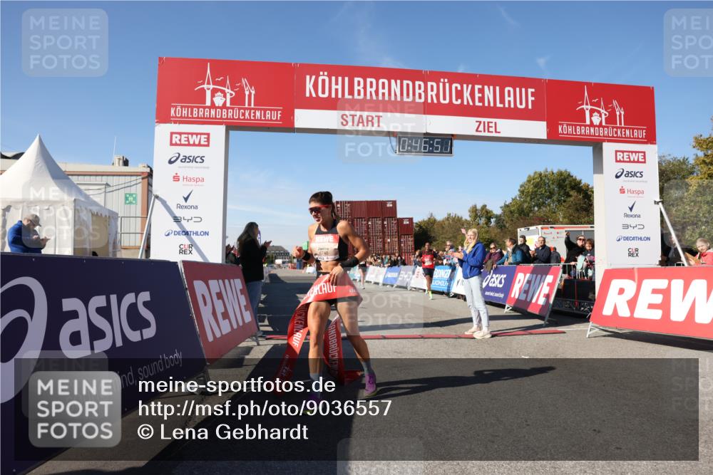 03.10.2025 - Köhlbrandbrückenlauf Lena Gebhardt http://msf.ph/oto/9036557 03.10.2025 12:46:52 Ziel 4027, 6483, 6516, 6740 meine-sportfotos.de