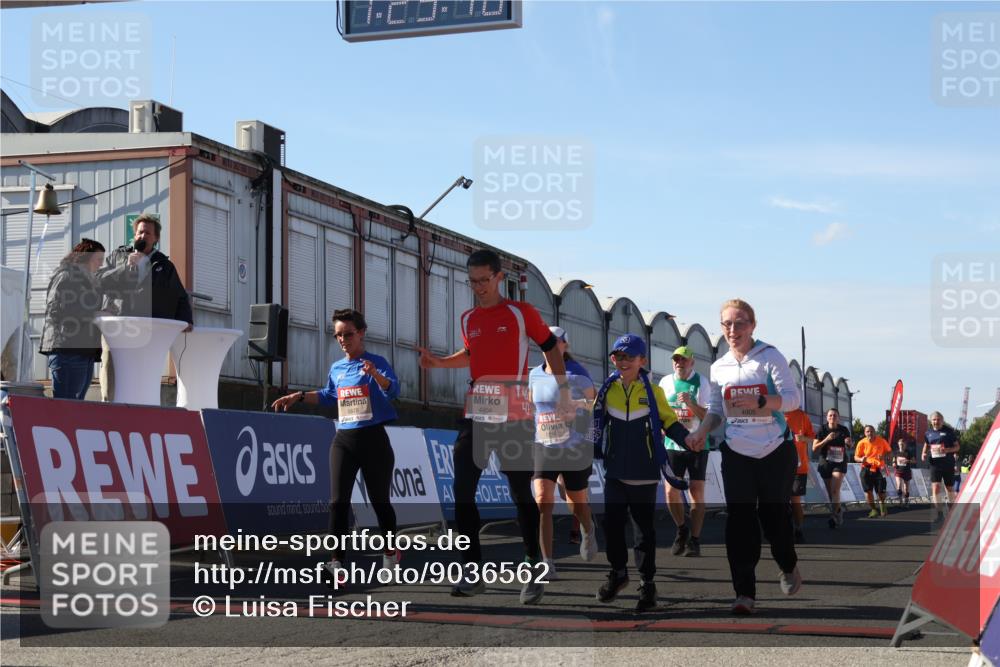 03.10.2025 - Köhlbrandbrückenlauf Luisa Fischer http://msf.ph/oto/9036562 03.10.2025 13:23:09 Ziel 4339, 4350, 4553, 4904, 4905, 4964, 4987, 5076, 5573, 5712, 5716, 5812, 6070, 6071, 6652 meine-sportfotos.de