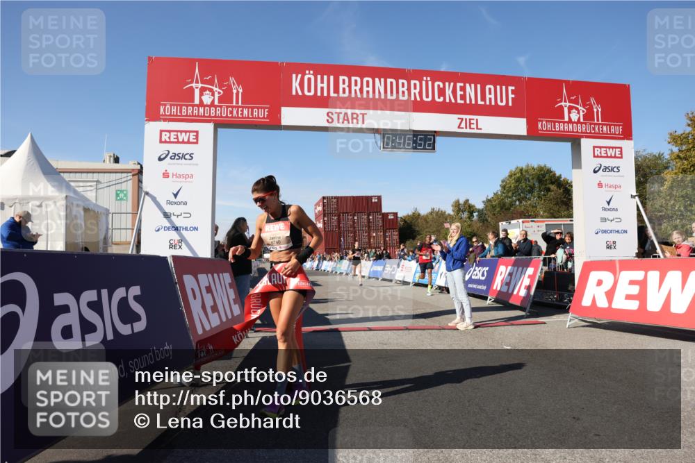 03.10.2025 - Köhlbrandbrückenlauf Lena Gebhardt http://msf.ph/oto/9036568 03.10.2025 12:46:52 Ziel 4027, 6483, 6516, 6740 meine-sportfotos.de