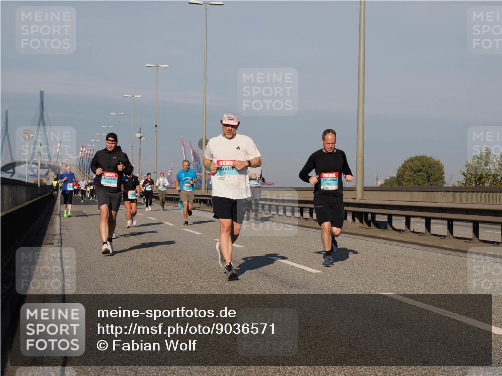 03.10.2025 - Köhlbrandbrückenlauf Fabian Wolf http://msf.ph/oto/9036571 03.10.2025 09:51:14 Position 3 3481 meine-sportfotos.de