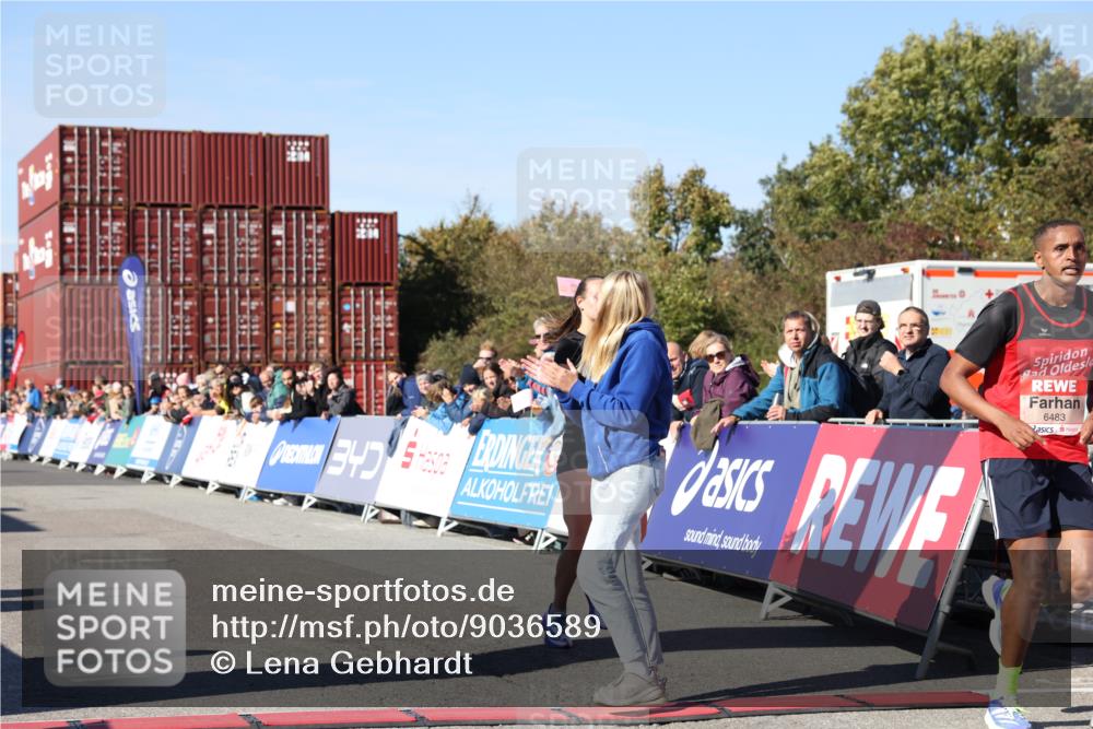 03.10.2025 - Köhlbrandbrückenlauf Lena Gebhardt http://msf.ph/oto/9036589 03.10.2025 12:46:54 Ziel 6483, 6516, 6740 meine-sportfotos.de
