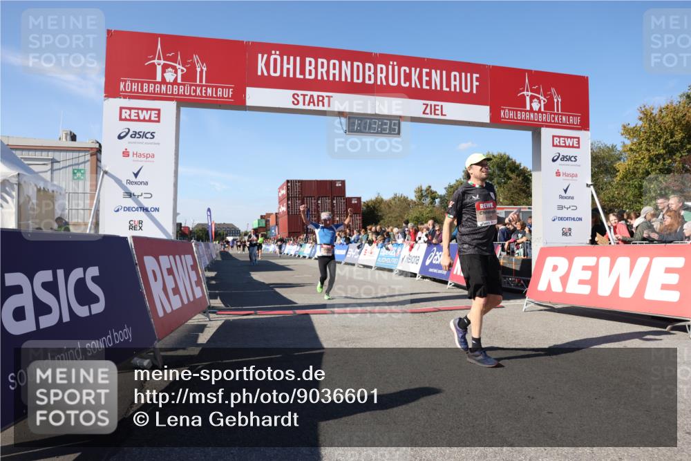 03.10.2025 - Köhlbrandbrückenlauf Lena Gebhardt http://msf.ph/oto/9036601 03.10.2025 13:13:36 Ziel 4065, 4324, 4448, 4461, 4580, 4595, 5147, 5908, 6116, 6363 meine-sportfotos.de