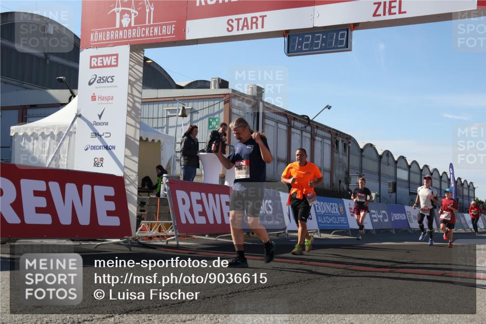 03.10.2025 - Köhlbrandbrückenlauf Luisa Fischer http://msf.ph/oto/9036615 03.10.2025 13:23:17 Ziel 4339, 4553, 4904, 4905, 4911, 5076, 5573, 5712, 5716, 6071, 6277, 6618, 6619, 6652, 6653 meine-sportfotos.de