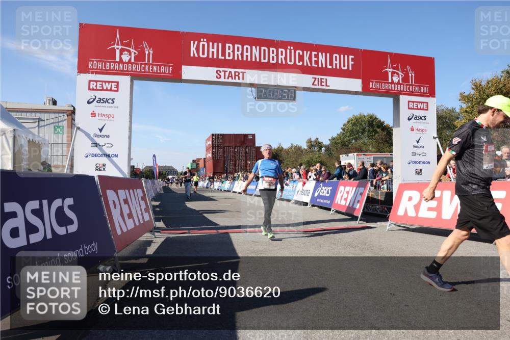 03.10.2025 - Köhlbrandbrückenlauf Lena Gebhardt http://msf.ph/oto/9036620 03.10.2025 13:13:37 Ziel 4065, 4324, 4448, 4461, 4580, 4595, 5147, 5908, 6116, 6363 meine-sportfotos.de