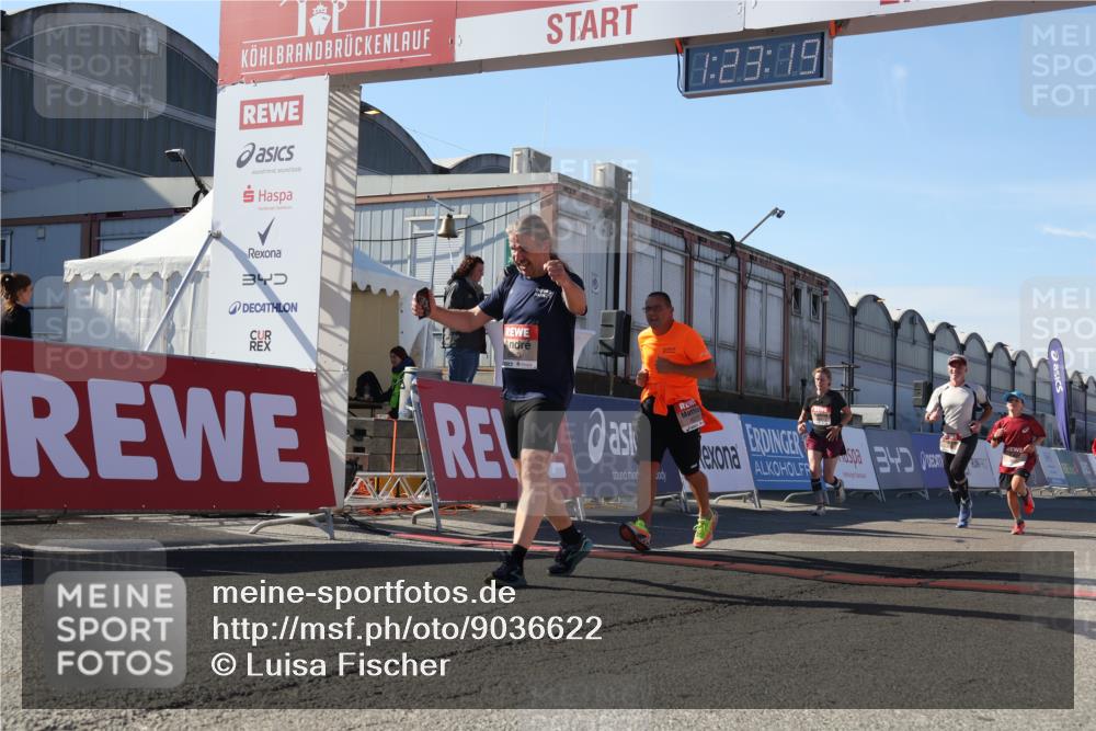 03.10.2025 - Köhlbrandbrückenlauf Luisa Fischer http://msf.ph/oto/9036622 03.10.2025 13:23:18 Ziel 4339, 4553, 4904, 4905, 4911, 5076, 5573, 5712, 5716, 6277, 6618, 6619, 6652, 6653 meine-sportfotos.de