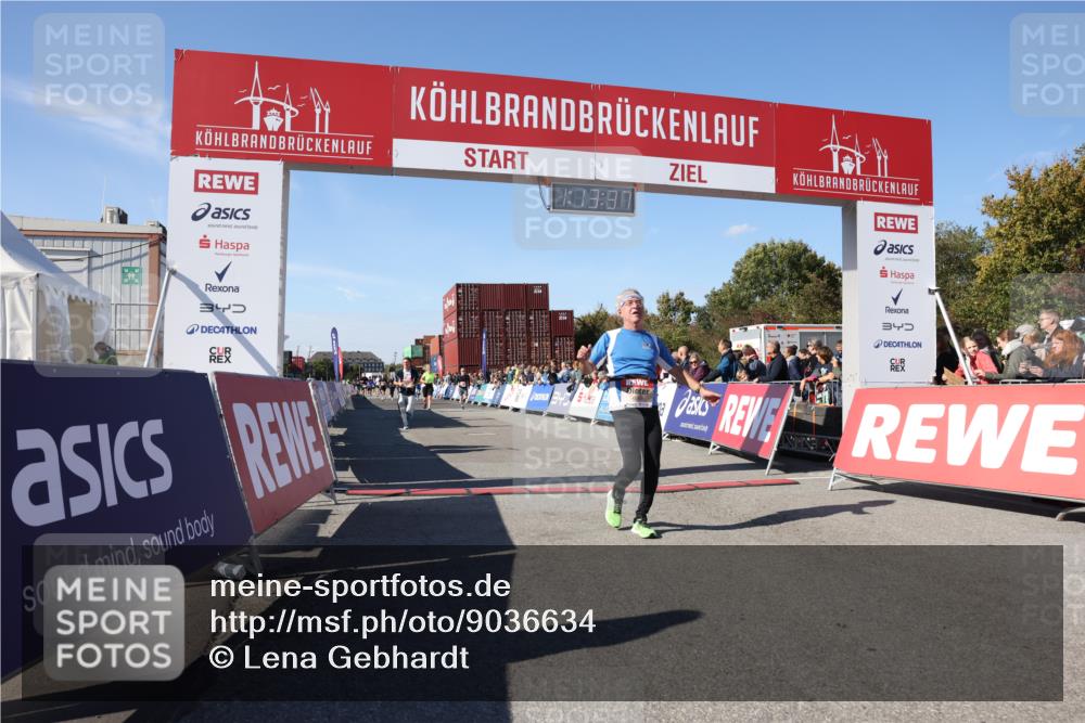 03.10.2025 - Köhlbrandbrückenlauf Lena Gebhardt http://msf.ph/oto/9036634 03.10.2025 13:13:37 Ziel 4065, 4324, 4448, 4461, 4580, 4595, 5147, 5908, 6116, 6363 meine-sportfotos.de