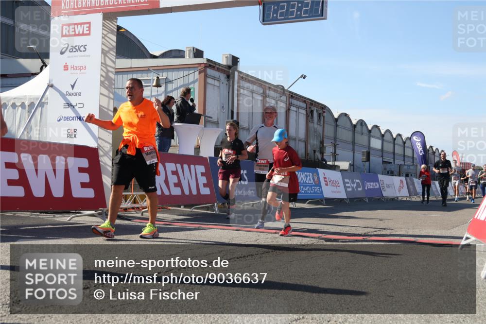 03.10.2025 - Köhlbrandbrückenlauf Luisa Fischer http://msf.ph/oto/9036637 03.10.2025 13:23:19 Ziel 4339, 4553, 4904, 4905, 4911, 5076, 5573, 5716, 6277, 6618, 6619, 6652, 6653 meine-sportfotos.de