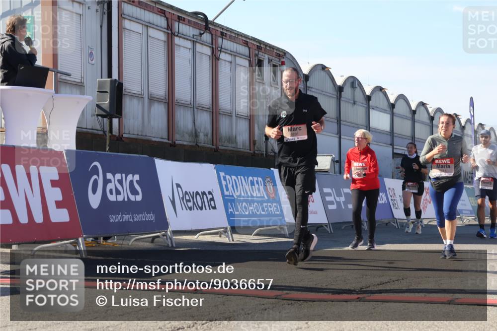 03.10.2025 - Köhlbrandbrückenlauf Luisa Fischer http://msf.ph/oto/9036657 03.10.2025 13:23:24 Ziel 4450, 4477, 4719, 4887, 4892, 4911, 5003, 5114, 6277, 6291, 6337, 6338, 6378, 6618, 6619, 6652, 6653 meine-sportfotos.de