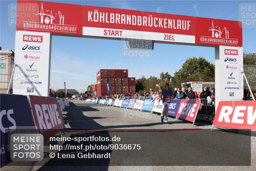 03.10.2025 - Köhlbrandbrückenlauf Lena Gebhardt http://msf.ph/oto/9036675 03.10.2025 12:47:31 Ziel 6638 meine-sportfotos.de
