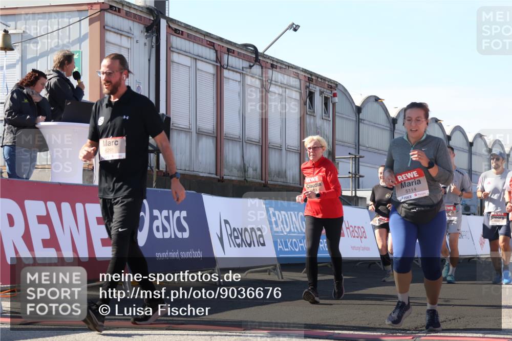 03.10.2025 - Köhlbrandbrückenlauf Luisa Fischer http://msf.ph/oto/9036676 03.10.2025 13:23:26 Ziel 4450, 4477, 4719, 4887, 4892, 4911, 5003, 5114, 6277, 6291, 6337, 6338, 6378, 6618, 6619, 6653 meine-sportfotos.de