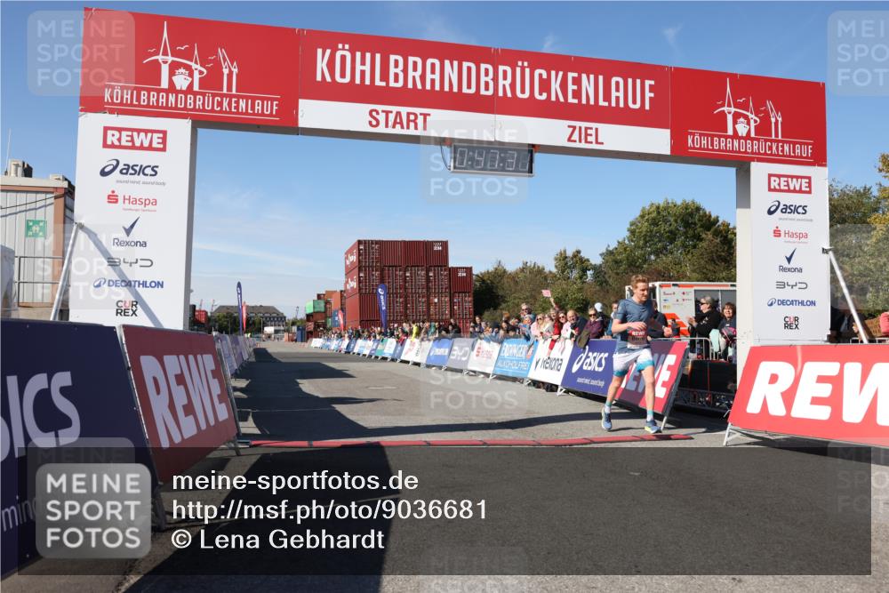 03.10.2025 - Köhlbrandbrückenlauf Lena Gebhardt http://msf.ph/oto/9036681 03.10.2025 12:47:31 Ziel 6638 meine-sportfotos.de