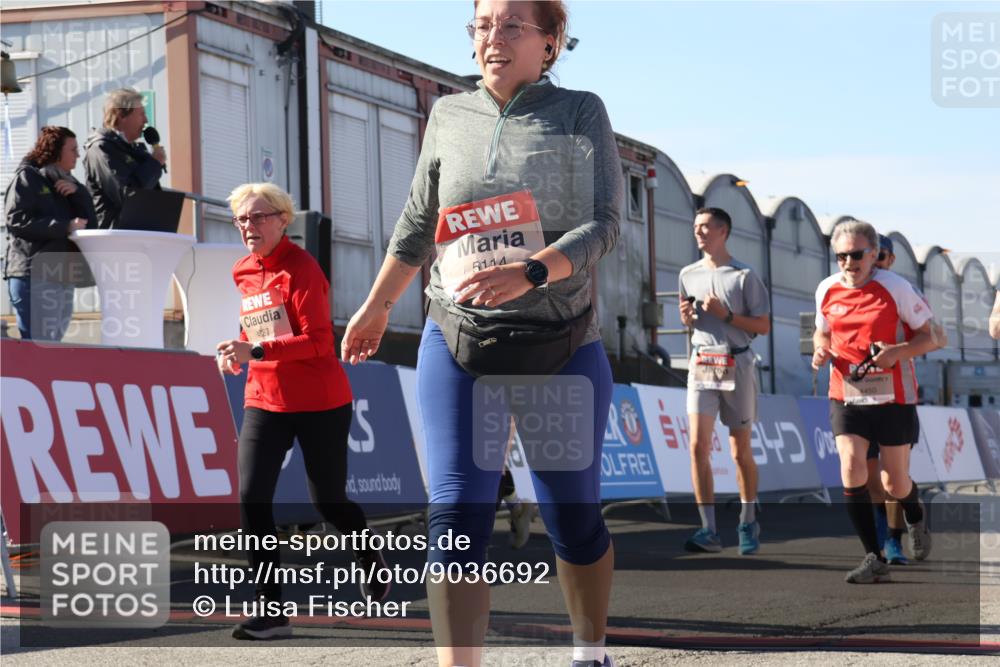 03.10.2025 - Köhlbrandbrückenlauf Luisa Fischer http://msf.ph/oto/9036692 03.10.2025 13:23:27 Ziel 4450, 4477, 4719, 4887, 4892, 4911, 5003, 5114, 6277, 6291, 6337, 6338, 6378, 6618, 6619, 6653 meine-sportfotos.de