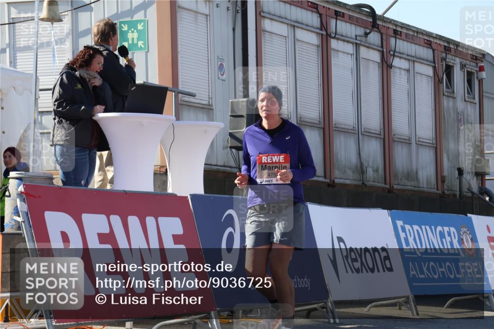 03.10.2025 - Köhlbrandbrückenlauf Luisa Fischer http://msf.ph/oto/9036725 03.10.2025 13:23:35 Ziel 4450, 4477, 4719, 4743, 4752, 4887, 4892, 5003, 5114, 5397, 5653, 5855, 6291, 6337, 6338, 6378 meine-sportfotos.de