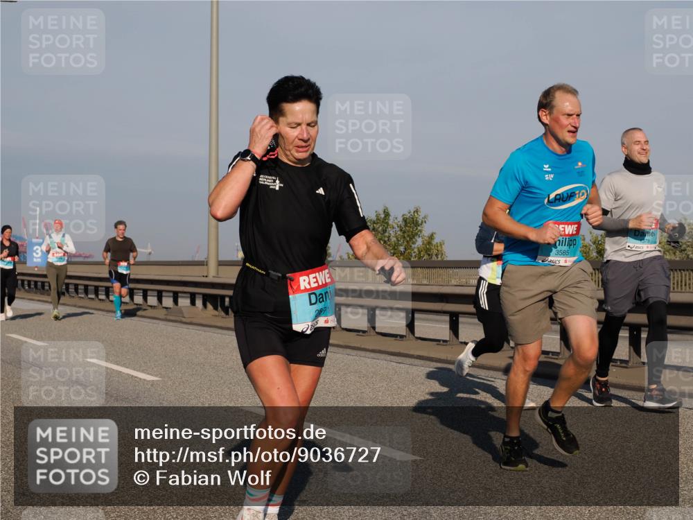03.10.2025 - Köhlbrandbrückenlauf Fabian Wolf http://msf.ph/oto/9036727 03.10.2025 09:51:21 Position 3 3, 2671, 3585 meine-sportfotos.de